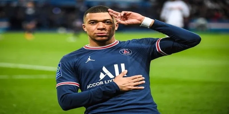 Top cầu thủ nhận lương cao nhất gọi tên Kylian Mbappe với thu nhập 72 triệu Euro